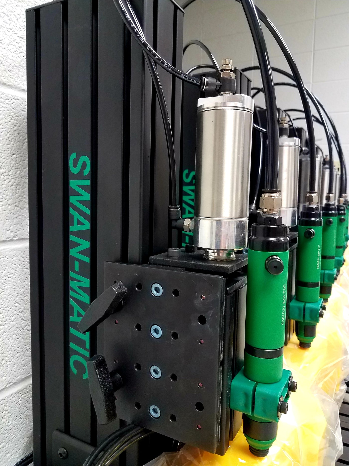 C900 Continuous Thread Capper with Anti Tie Down Switch| Swan-Matic